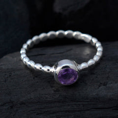 Florencia Trendy Purple Solitaire Ring