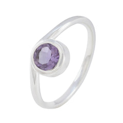 Jiwoo Romantic Purple Solitaire Ring
