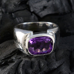 Natcha Contemporary Purple Solitaire Ring