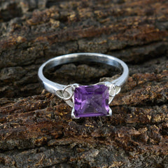 Scarlett Abstract Purple Solitaire Ring