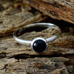 Hana Luxurious Black Solitaire Ring
