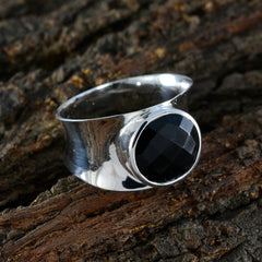 Eleanor Armor Black Solitaire Band