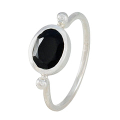 Yan Contemporary Black Solitaire Ring