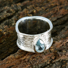 Yasmin Victorian Blue Solitaire Band