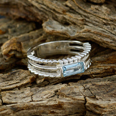 Greta Twist Blue Solitaire Band