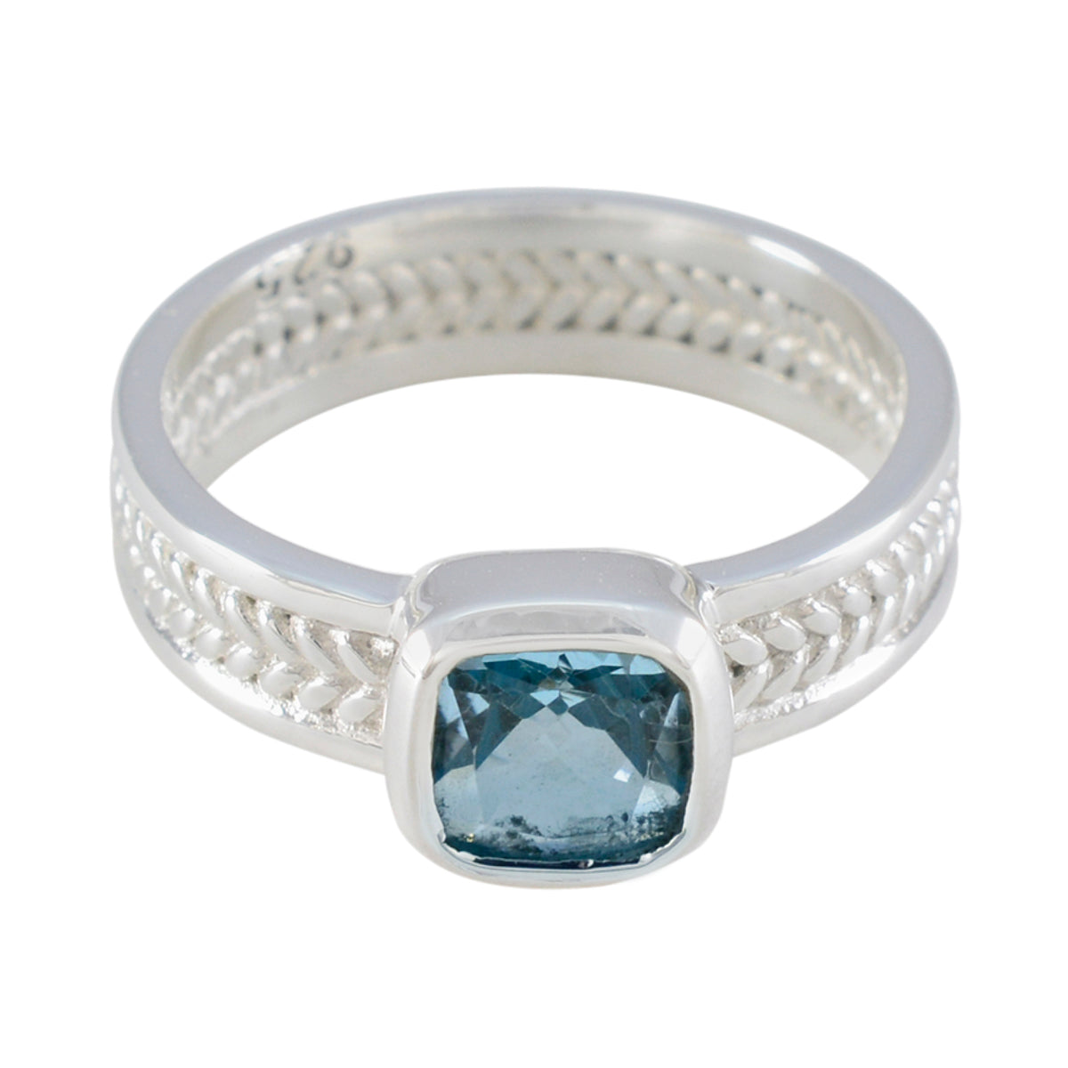 Lucy Rope-Wire Blue Solitaire Band Blue Topaz Blue