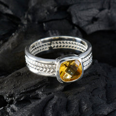 Paula Rope-Wire Yellow Solitaire Band