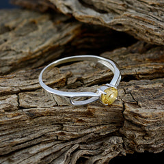 Camilla Graceful Yellow Solitaire Ring
