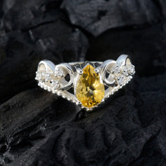 Olivia Luxurious Yellow Halo Ring