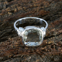 Leah Signet Light Green Solitaire Ring