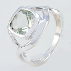 Eleanor Modern Light Green Solitaire Ring