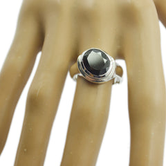 Riley Glamorous Red Solitaire Ring