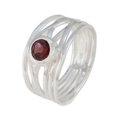 Leah Rope-Wire Red Solitaire Band