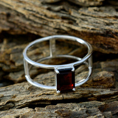 Yan Geometric Red Solitaire Band