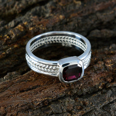 Ananya Rope-Wire Red Solitaire Band