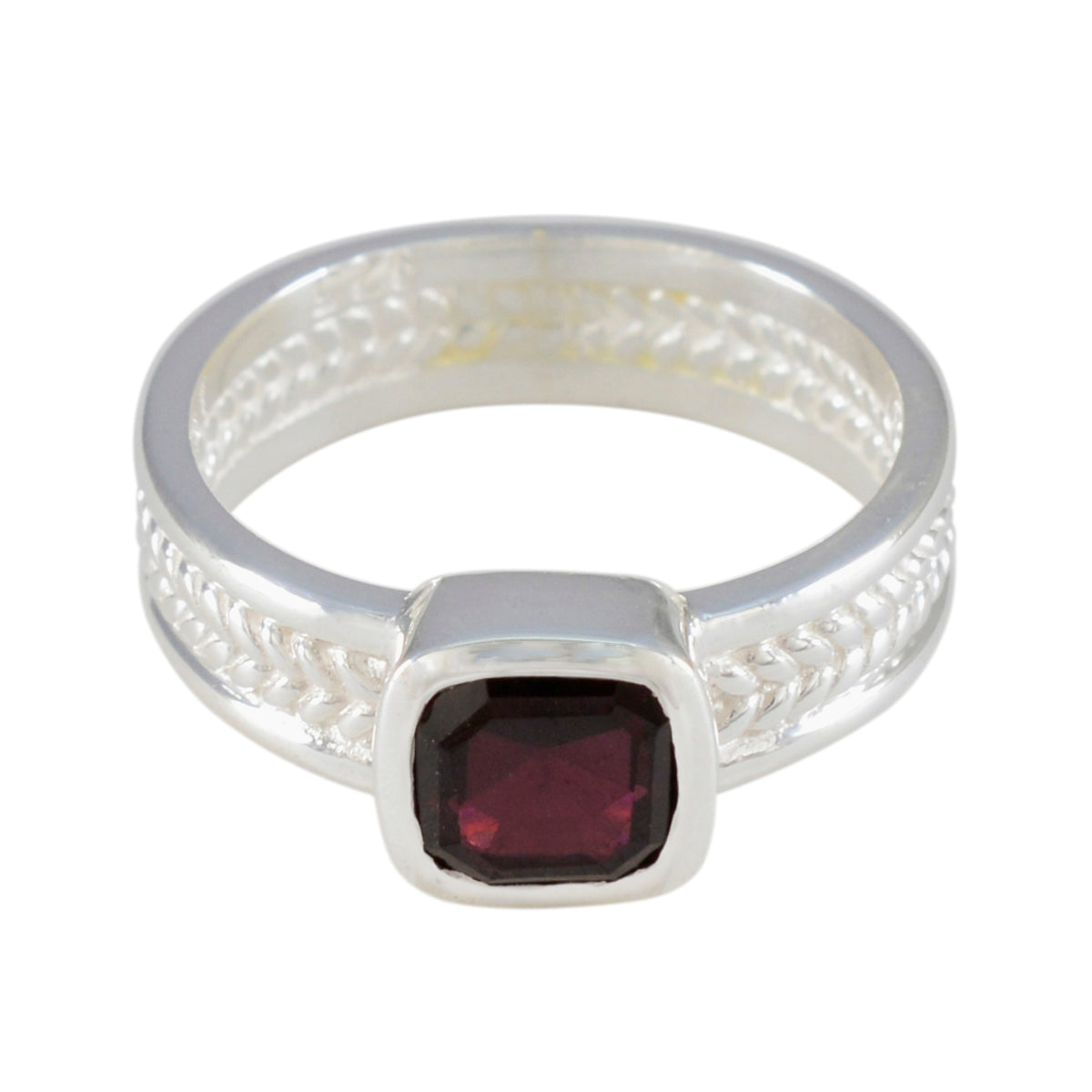 Ananya Rope-Wire Red Solitaire Band Garnet Red