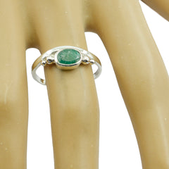 Hana Green Solitaire Ring with Gemstone Accent