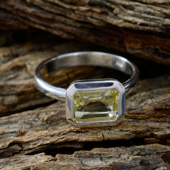 Lea Yellow Solitaire Ring with Emerald Cut Gemstone