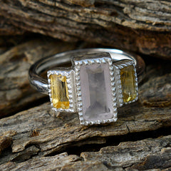 lara Luxurious multicolor Trilogy Ring