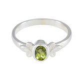 Ji-eun Contemporary Green Solitaire Ring Peridot Green