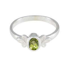 Ji-eun Contemporary Green Solitaire Ring Peridot Green