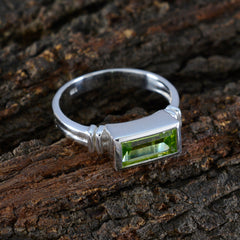 Liyana Green Solitaire Ring with Elegant Gemstone