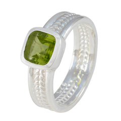 Marie Rope-Wire Green Solitaire Band
