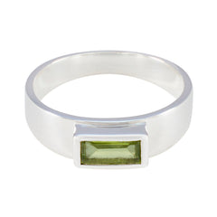 Bianca Romantic Green Solitaire Ring Peridot Green