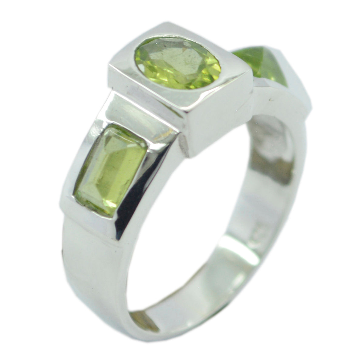 Emma Feminine Green Trilogy Ring Peridot Green