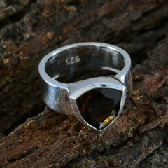Sofía Signet Brown Solitaire Band