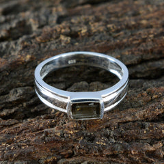 Sara Glamorous Brown Solitaire Ring