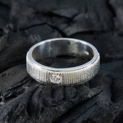 Kristine Romantic White Solitaire Band