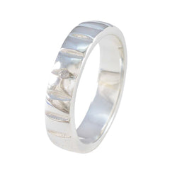 Carla Romantic White Solitaire Band