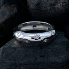 Meera Eternity White multiple Band