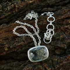 Abigail Light Green Pendant - Elegant Gemstone Necklace