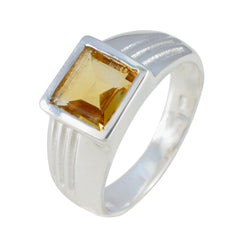 Laura Artisan Yellow Solitaire Ring
