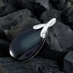 Freya Black Gemstone Pendant for Everyday Elegance