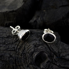 Aiko Black Solitaire Stud Earrings for Everyday Wear