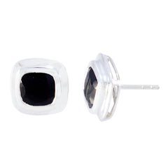 Zoe Black Solitaire Stud Earrings for Everyday Glam