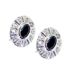 Isla Black Stud Earrings with Elegant Design