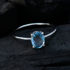 Ji-eun Blue Solitaire Ring with Elegant Silver Band