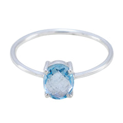 Ji-eun Blue Solitaire Ring with Elegant Silver Band Blue Topaz Blue