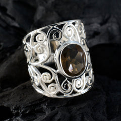 Laura Brown Solitaire Filigree Ring for Glam Look