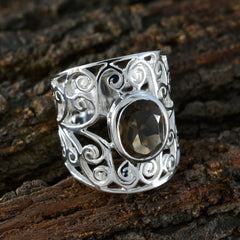 Laura Brown Solitaire Filigree Ring for Glam Look
