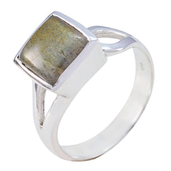 Dayana Armor Grey Solitaire Ring with Unique Design