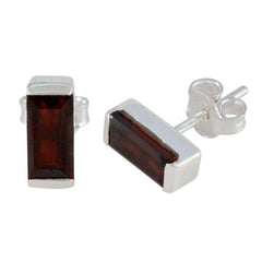 Julieta Elegant Solitaire Stud Earrings for Everyday Glam