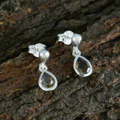 Yasmin Elegant Solitaire Stud Earrings in Silver