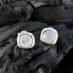 Maria Elegant Solitaire Stud Earrings in Silver