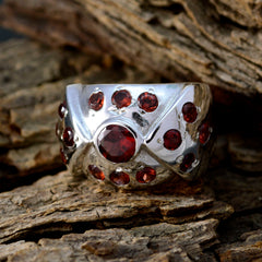 Ines silver ring with multiple red gemstones featuring a red gemstone ethnic ring design