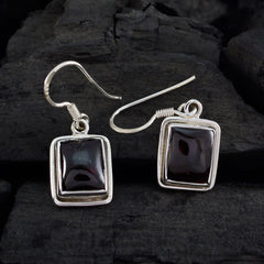 Eva Red Solitaire Earrings - Stunning Gemstone Design